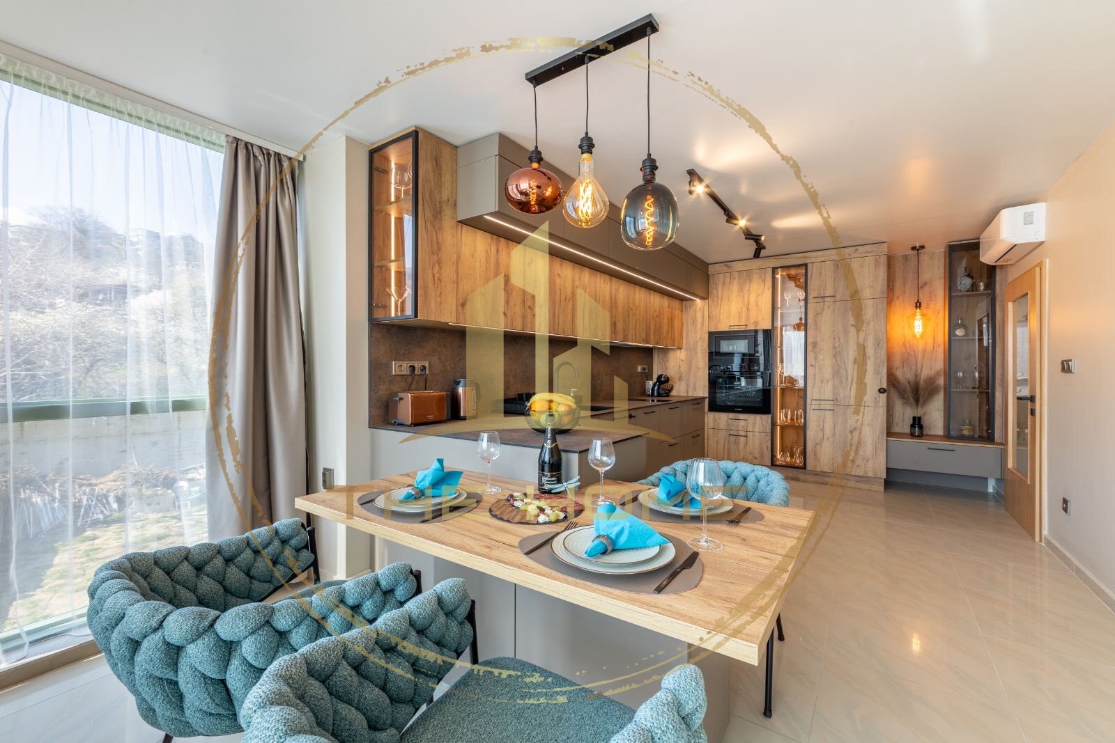 property header pic